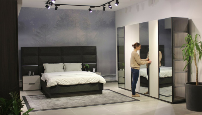 Complete bedroom furniture set bed 2x nightstand vanity mirror 8-piece new
