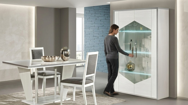 White 2-door display cabinet modern design