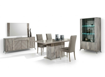 Set of 4 modern wooden dining chairs