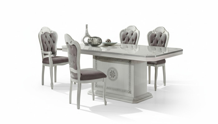 Luxury wooden chair set of 4 with crystals for dining room