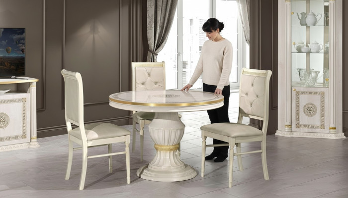 Dining room furniture set with round wooden table of 4 pieces