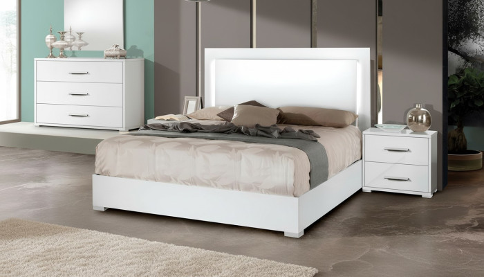 Luxury bed for bedroom with upholstered structure luxury double hotel bed white