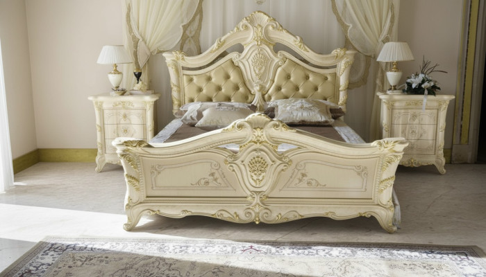 Classic bed luxury Chesterfield wood bedroom hotel baroque furniture beds