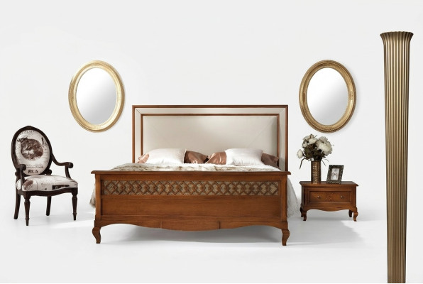 Bedroom furniture set suite Italian furniture nightstand solid wood 3-piece set