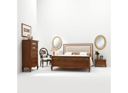 Luxury bedroom set 4-piece. Bed, 2 bedside tables, dresser, solid wood furniture, Italy