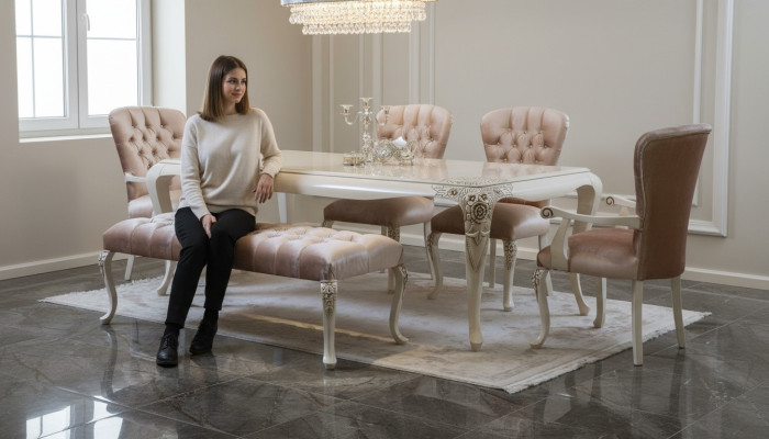 Classic dining room furniture set in delicate pink in natural wood