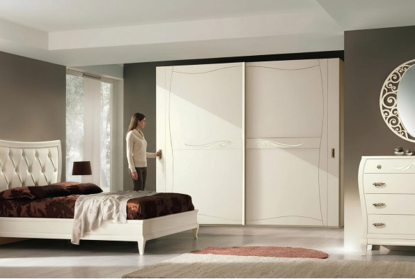 Luxury wardrobe with sliding doors bedroom closet cabinets wood design