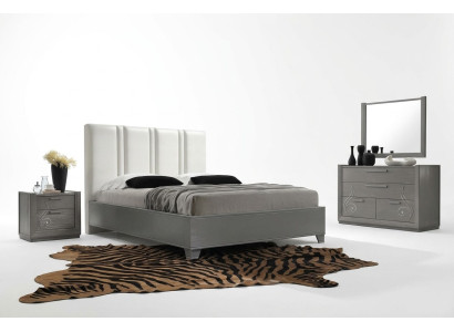 Luxury Set Bedroom Bed Nightstand Dresser Mirror Group Ensemble New 5-piece.