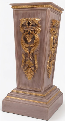 Classic vase with chic-looking brown color fits the living room terrace.