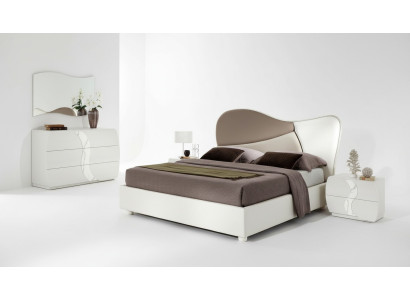 Bedroom bed nightstand dresser mirror luxury suite double set 5 pieces. New