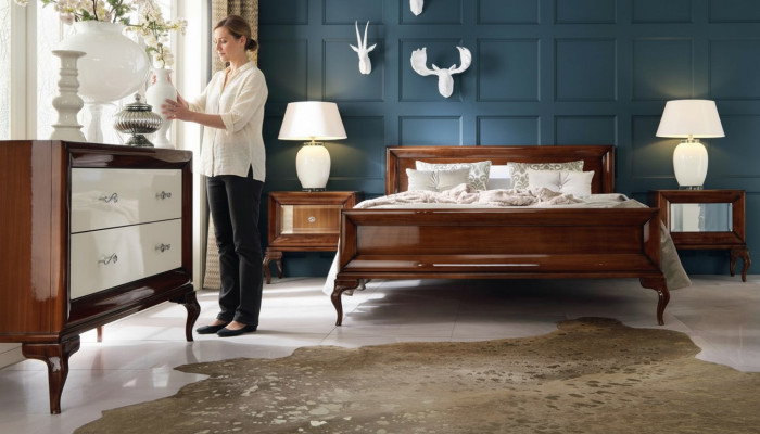 Polished bedroom furniture set: Luxury and functionality in one