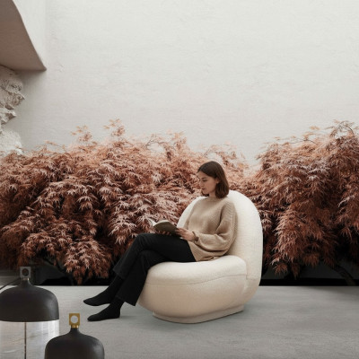 Round armchair, TV chair, single-seater upholstered seating furniture, lounge chairs.