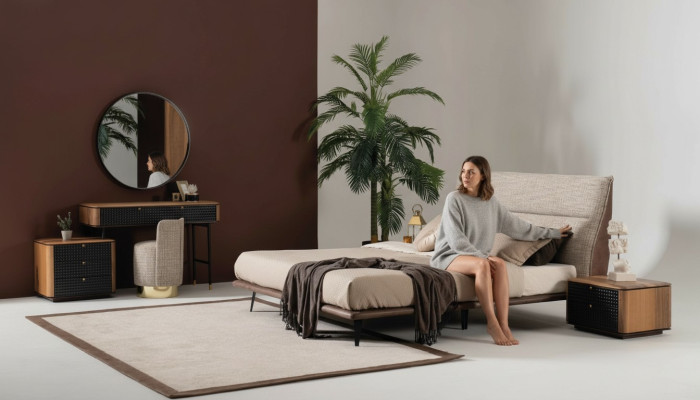 Complete bedroom set bed dressing table mirror stool 6-piece.