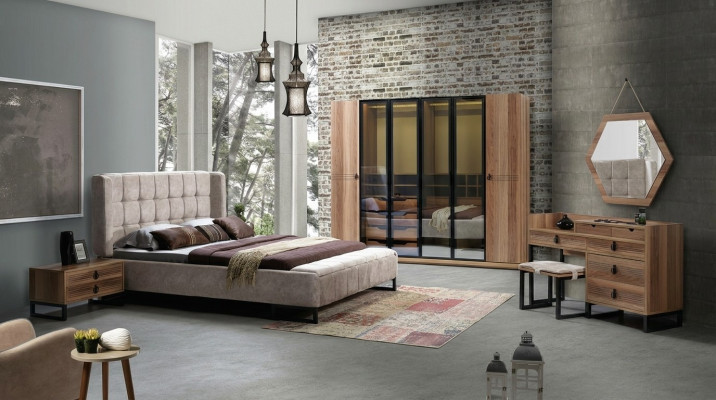 Elegant bedroom furniture set in minimalist Italian design