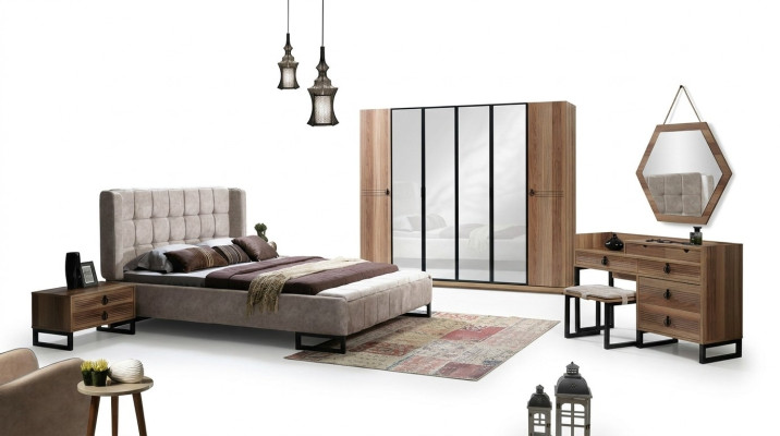 Elegant bedroom furniture set in minimalist Italian design