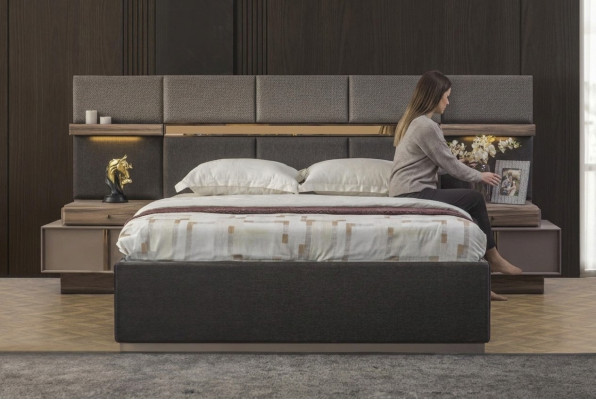 Complete Bedroom Double Bed Set 3-piece Bed Nightstands Gray Fabric