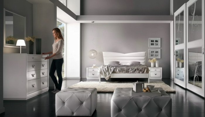 Luxury Bedroom Furniture Set: Bed with 2 Nightstands, Dresser, 6-Piece Furniture. New.