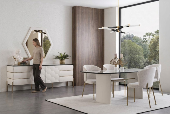Stylish Dining Room Set Large Dining Table 4x Chairs Sideboard Mirror