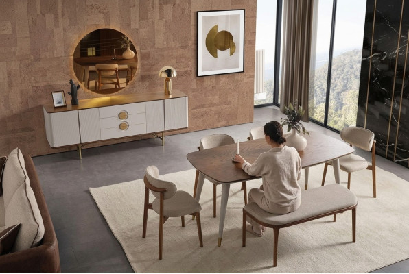 Perfect dining room set of dining table, 4x chairs, mirror, bench, 8-piece set.