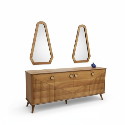 Stylish Brown Sideboard Luxury 4-Door Wooden Dresser Sturdy Wooden Furniture