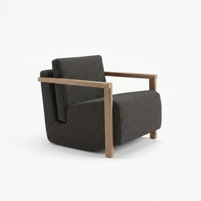 Comfortable and functional armchair