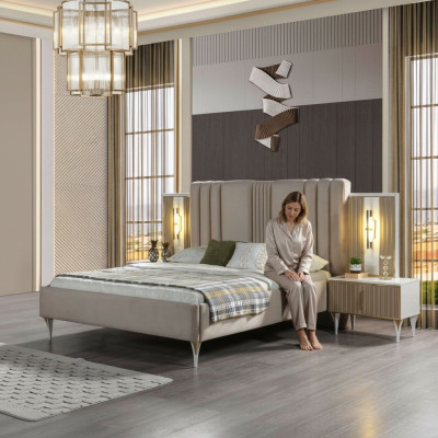 Elegant 3-piece furniture set with bed and nightstands