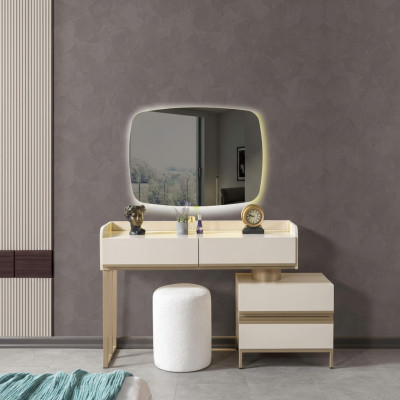 Modern mirror table