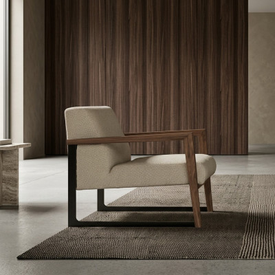 Minimalist armchair, maximum comfort