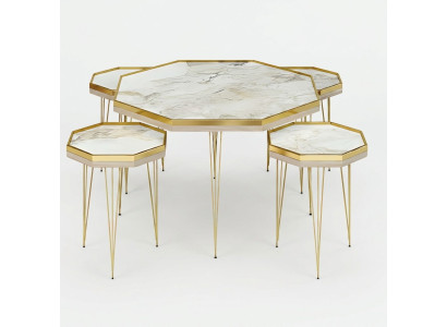 Puinen table set